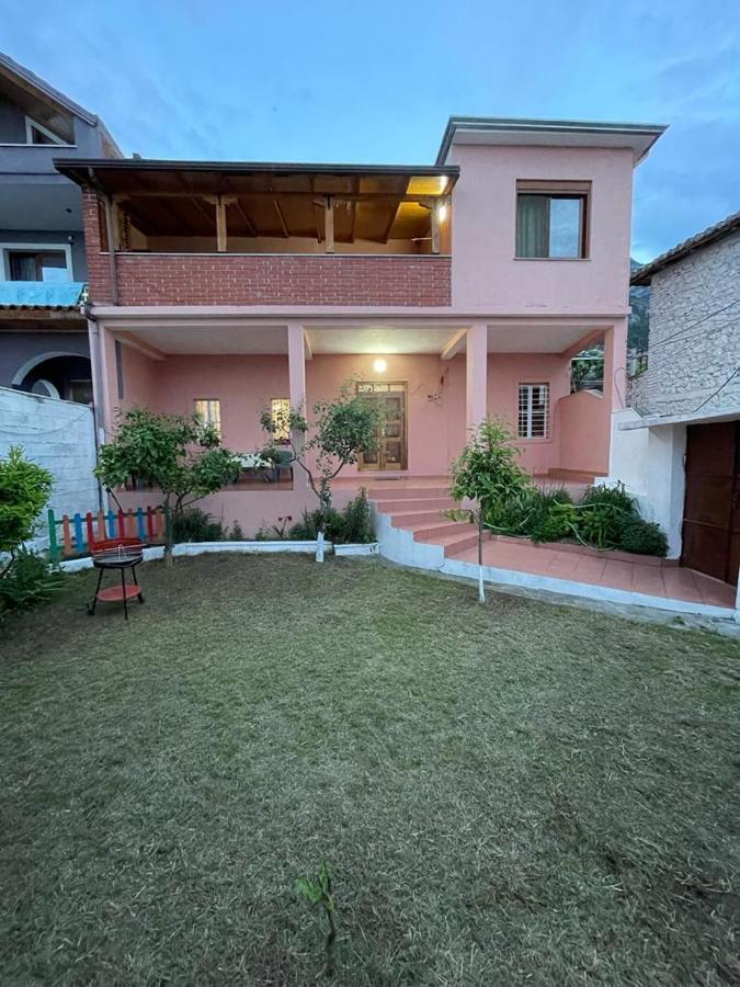 Vila 8 Круя Экстерьер фото